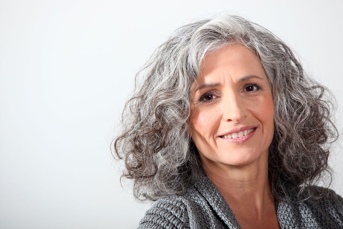 How to Use Semi-Permanent Hair Color to Transition to Gray Hair