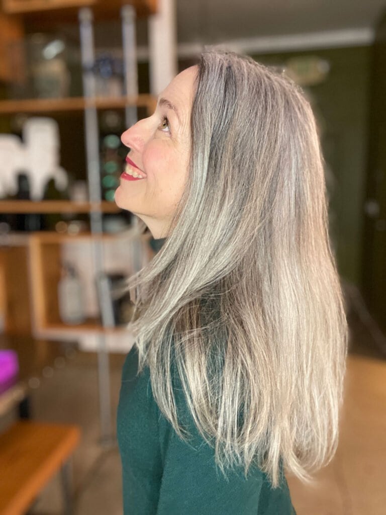 Purple Shampoo for Gray Hair: The Ultimate Guide